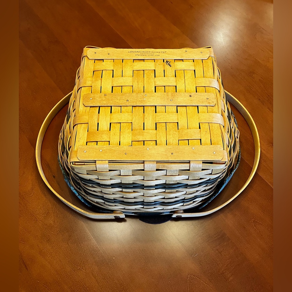 NIB 1996 Longaberger Traditions Collection Community Basket, Liner, Protector - Picture 6 of 6